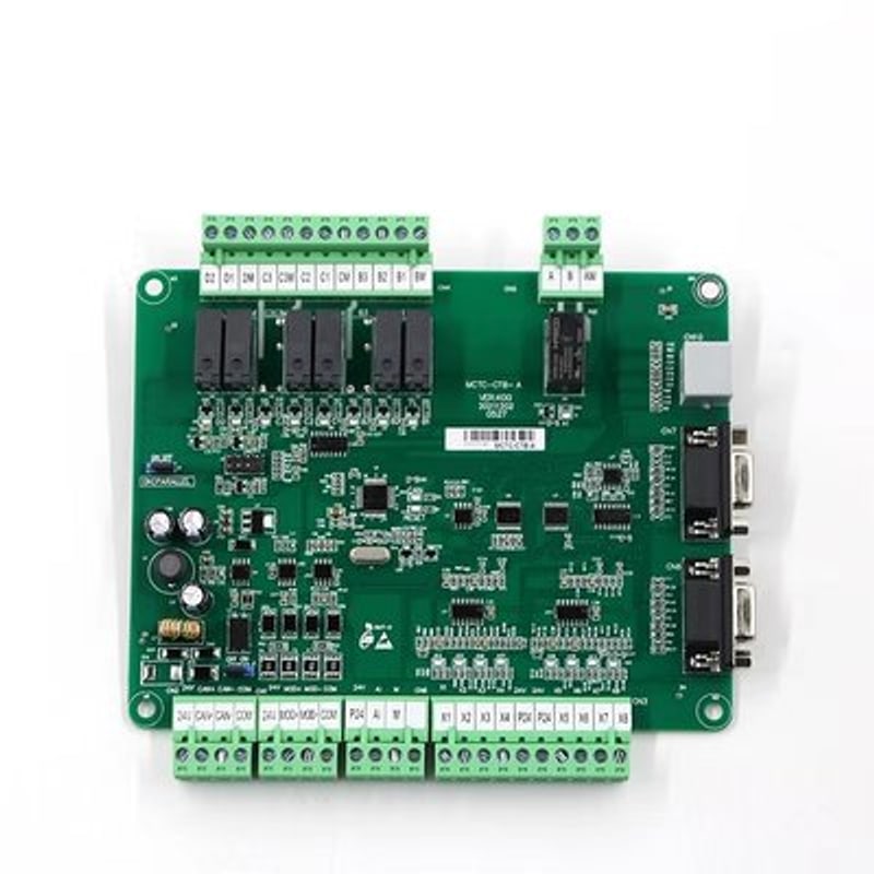 Sistema de Control de Ascensores Monarch