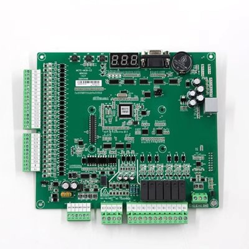 Sistema de Control de Ascensores Monarch